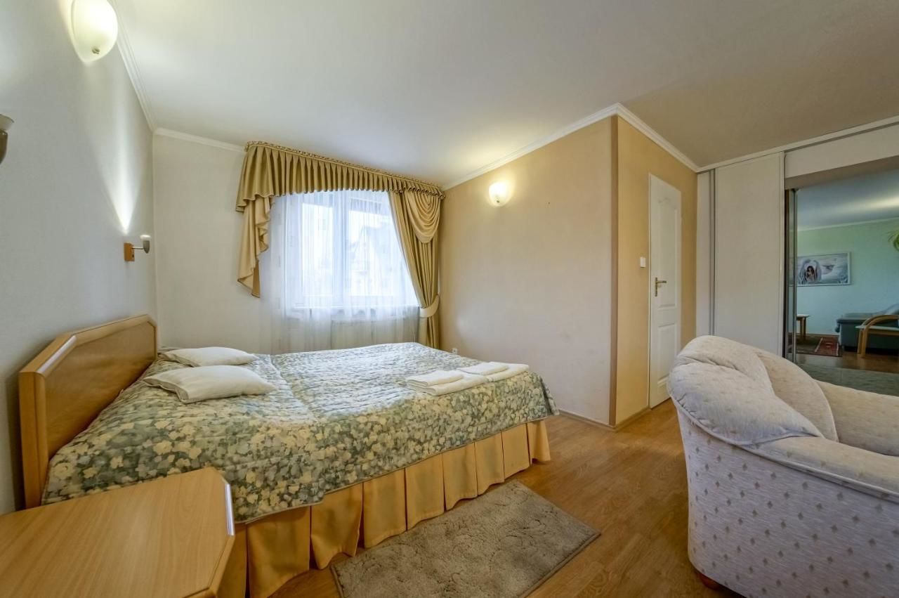 Отель Hotel Wysoka Крыница-Здруй