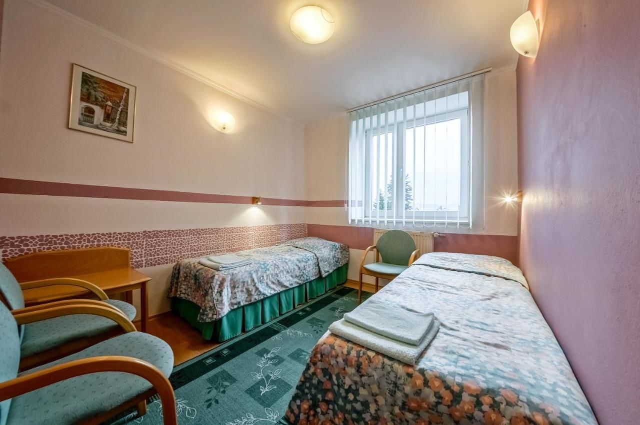 Отель Hotel Wysoka Крыница-Здруй